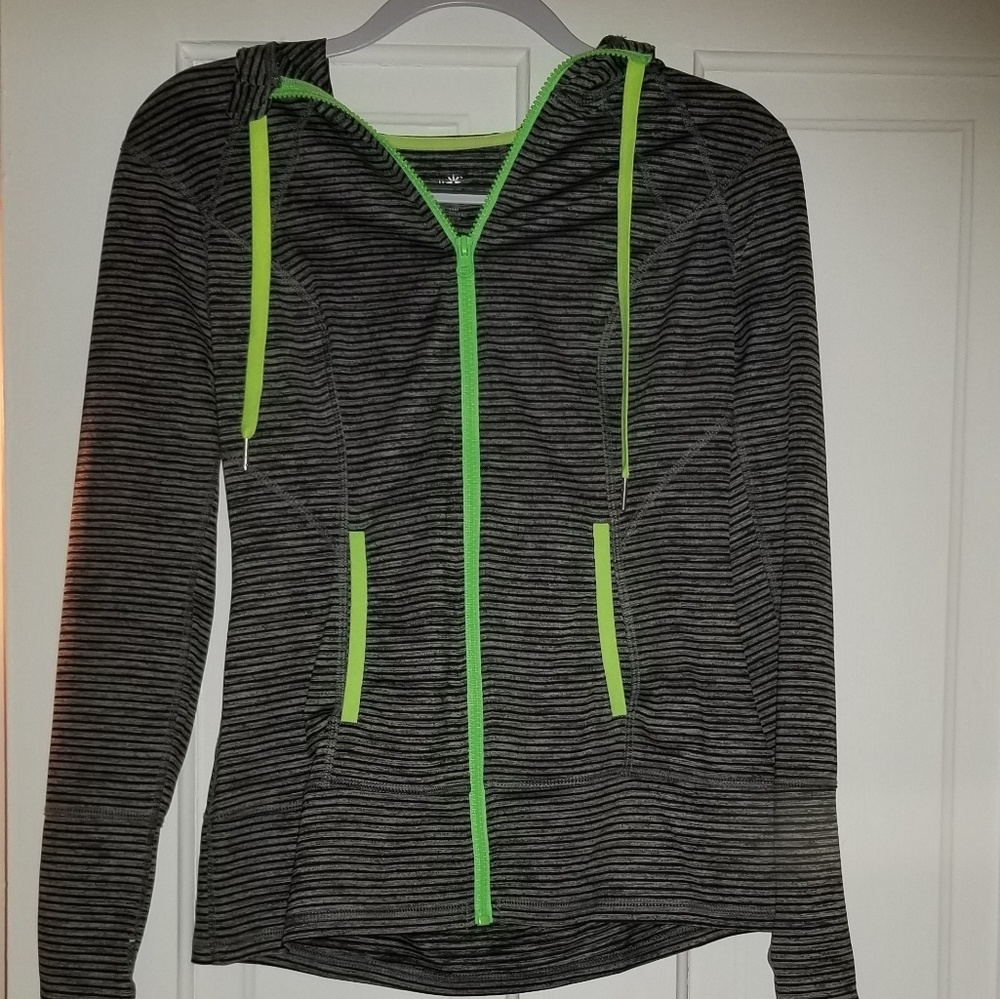 Lukka zip up